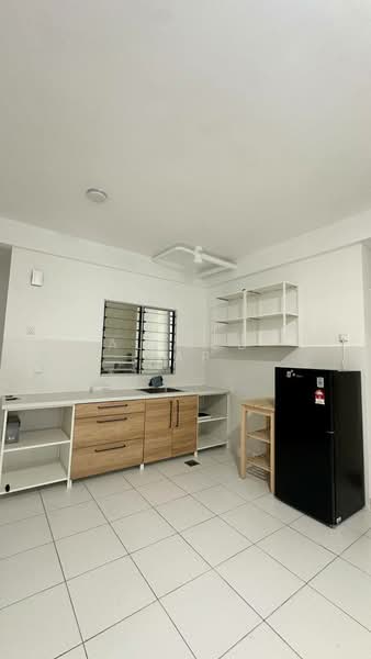 Permas Ville Apartment untuk Untuk Disewa - RM 1,800 /bulan, Mac 2026 - Kitchen - PropertyGuru.com.my