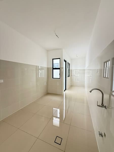 Cluster House for Sale in Eco Botanic 2 (Iskandar Puteri (Nusajaya)) - Eva Siow - Kitchen - PropertyGuru.com.my