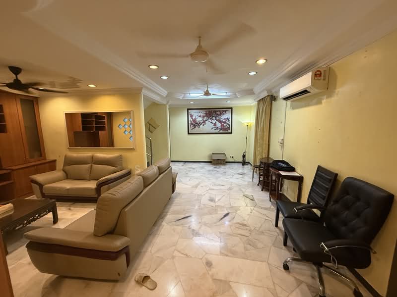 2-storey Terraced House for Rent in Subang Jaya (Selangor) - SY Chan - Living Room - PropertyGuru.com.my