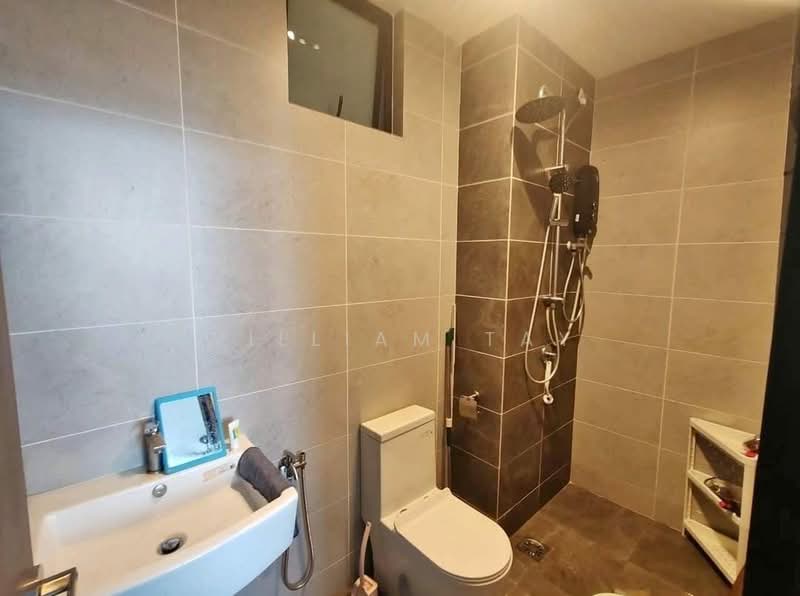 Twin Tower Residence untuk Untuk Dijual - RM 1,200,000, Feb 2026 - Bathroom - PropertyGuru.com.my