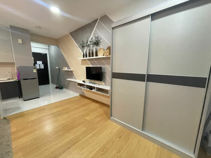 Condominium for Rent at Bay Point @ Country Garden Danga Bay - Mr Lu - Living Room - PropertyGuru.com.my