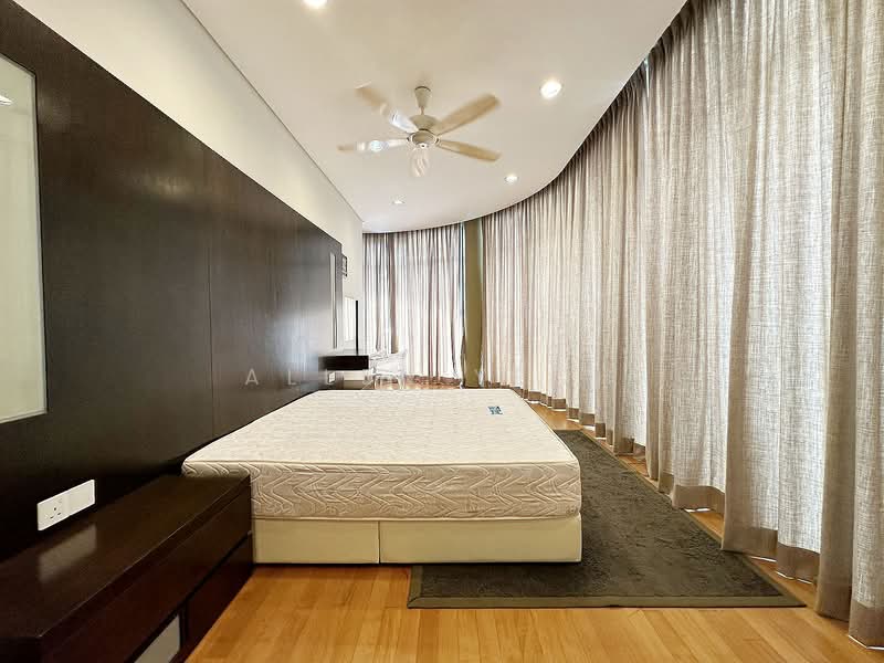 Kondominium untuk Dijual di 8 Gurney (The Shore Condominium) - Allen Yeoh - Bedroom - PropertyGuru.com.my