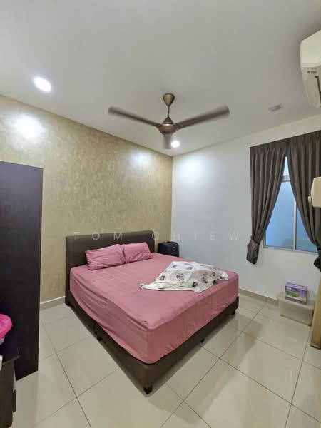 2-storey Terraced House for Sale in Johor Bahru (Johor) - Tom Chiew - Bedroom - PropertyGuru.com.my