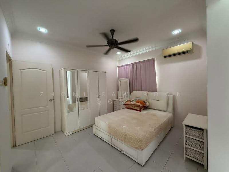 Rumah Banglo untuk Dijual di Gelugor (Penang) - Zhonl Saw Boon Loong - Bedroom - PropertyGuru.com.my