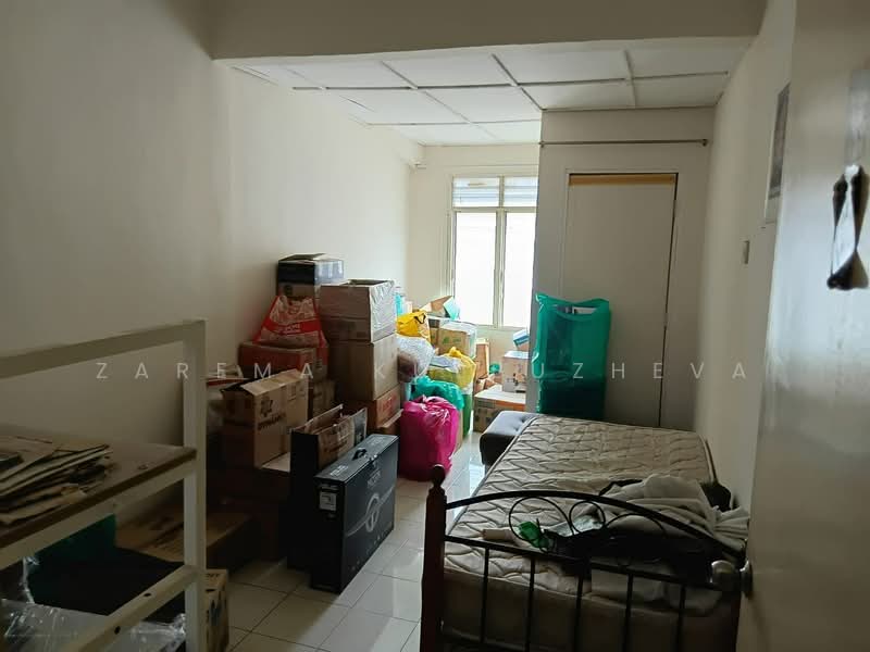 2-storey Terraced House for Sale in Bandar Mahkota Cheras (Cheras) - Zarema Kulbuzheva - Bedroom - PropertyGuru.com.my