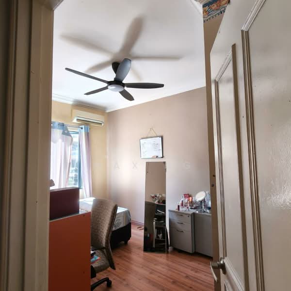 Parkview Towers untuk Untuk Dijual - RM 320,000, Mac 2026 - Bedroom - PropertyGuru.com.my