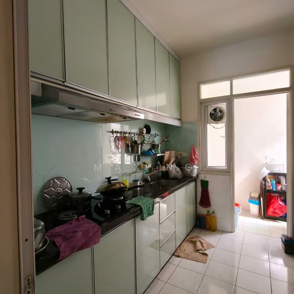 Parkview Towers untuk Untuk Dijual - RM 320,000, Mac 2026 - Kitchen - PropertyGuru.com.my