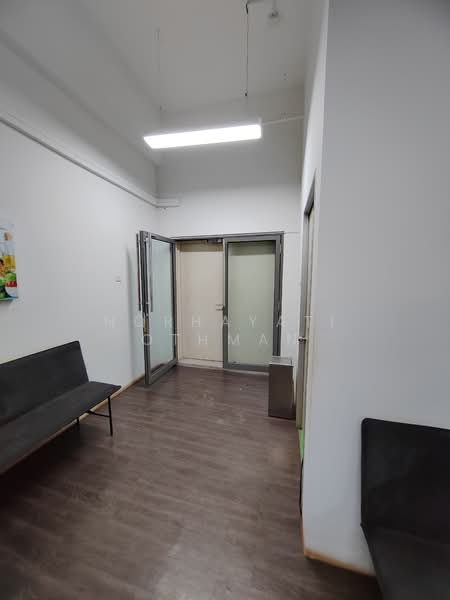 Soho for Sale in Pantai Hill Park (Pantai) - Norhayati Othman - Corridor - PropertyGuru.com.my