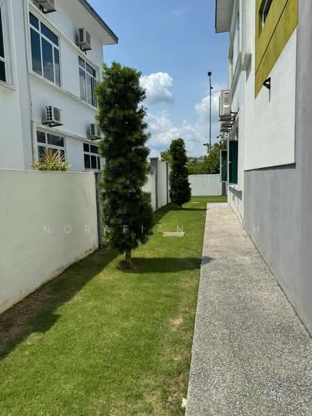 Bungalow for Sale in Senawang (Negeri Sembilan) - Norafian SMH - Exterior - PropertyGuru.com.my