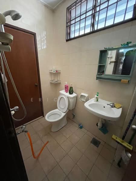 3-storey Terraced House for Sale in Kulai (Johor) - Eric Wong - Bathroom - PropertyGuru.com.my