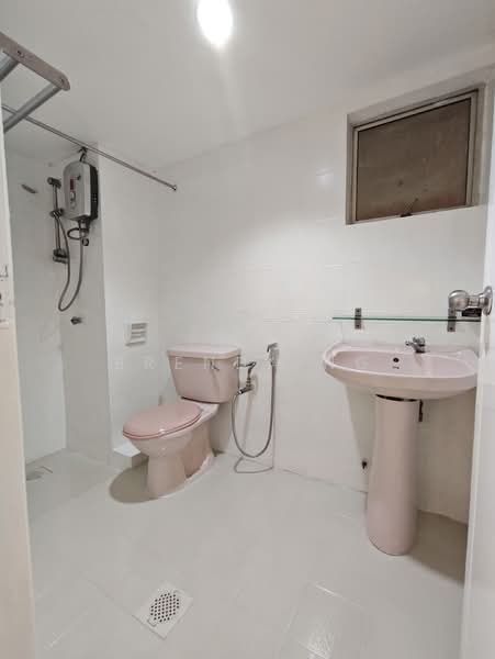 Condominium for Sale at Shang Villa - Brenda Ng - Bathroom - PropertyGuru.com.my
