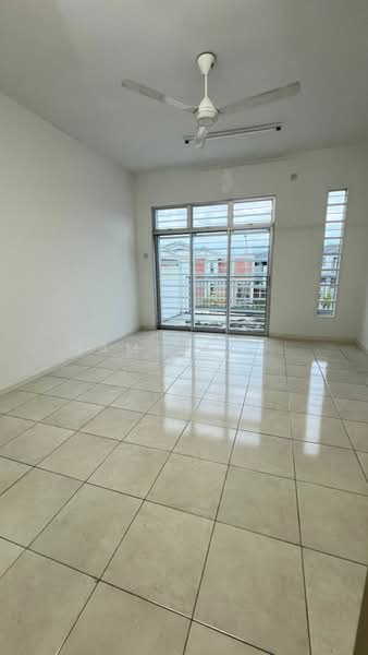 Terraced House for Rent in Bandar Mahkota Banting (Tanjong Duabelas) - Hamizah . - Living Room - PropertyGuru.com.my