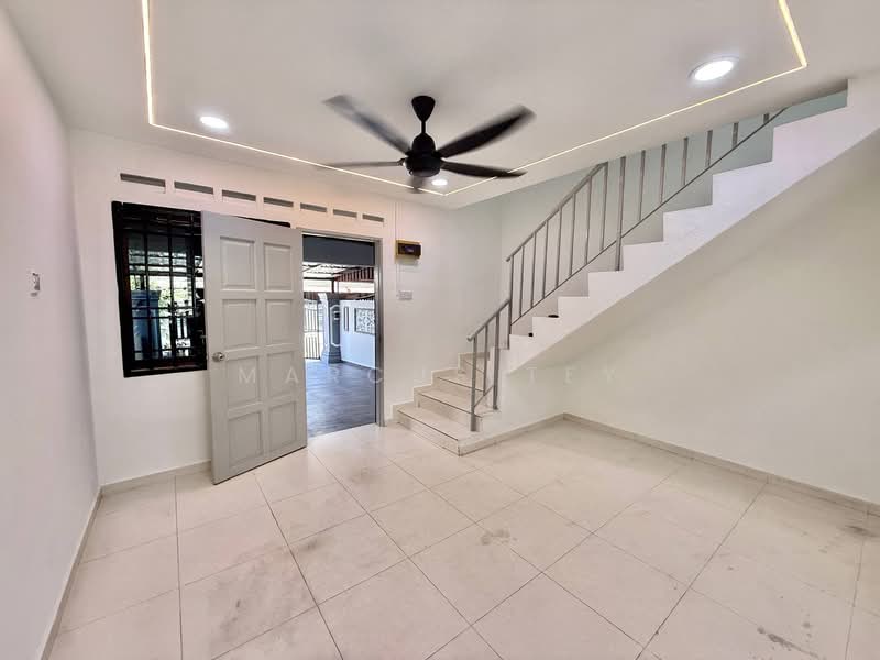 2-storey Terraced House for Sale in Taman Kota Masai (Pasir Gudang) - Marcus Tey - Living Room - PropertyGuru.com.my