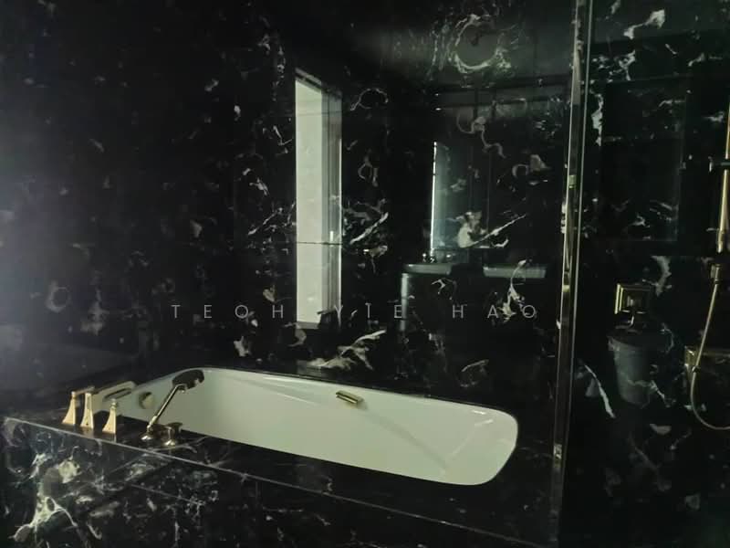 Four Seasons Place untuk Untuk Dijual - RM 3,950,000, Mac 2026 - Bathroom - PropertyGuru.com.my