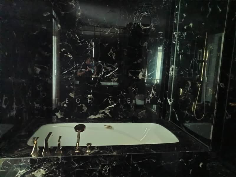 Four Seasons Place untuk Untuk Dijual - RM 3,950,000, Mac 2026 - Bathroom - PropertyGuru.com.my