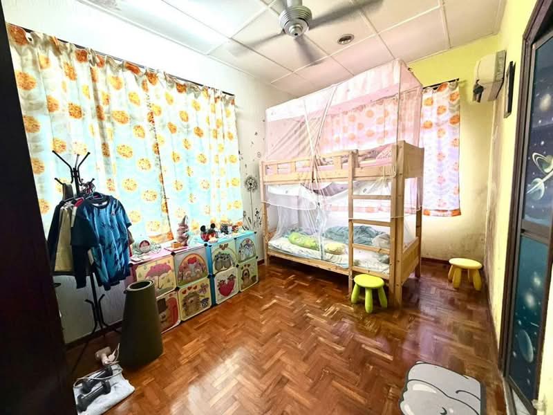 Semi-Detached House for Sale in Taman Perling (Perling) - Eva Siow - Bedroom - PropertyGuru.com.my