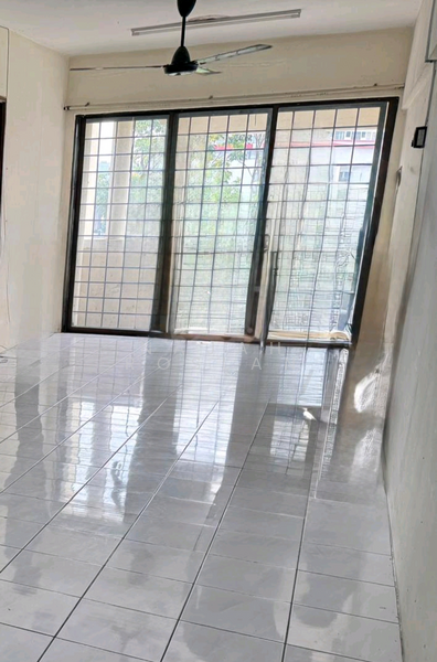Pangsapuri Perdana untuk Untuk Disewa - RM 1,300 /bulan, Mac 2026 - Living Room - PropertyGuru.com.my