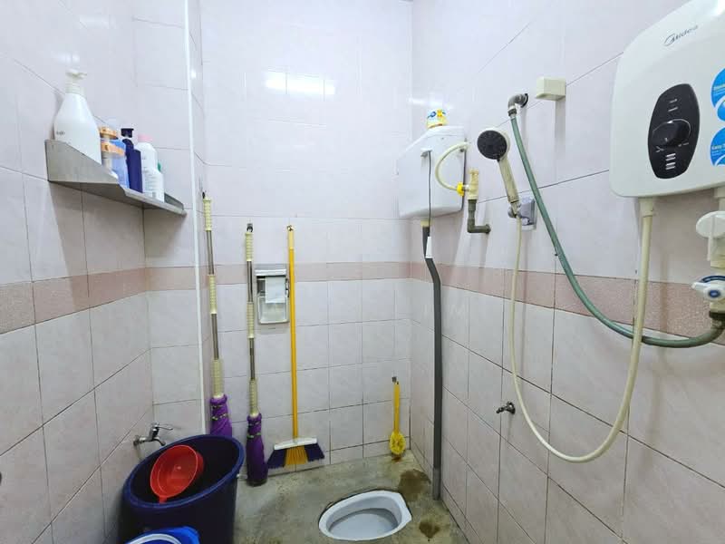 1-storey Terraced House for Sale in Taman Nusa Bestari 2 (Iskandar Puteri (Nusajaya)) - Karl Lim - Bathroom - PropertyGuru.com.my