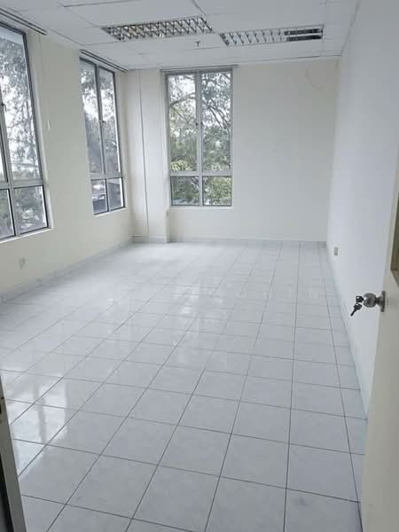 Factory for Rent in Seksyen 27 (Shah Alam) - Dennix Chin - Interior - PropertyGuru.com.my