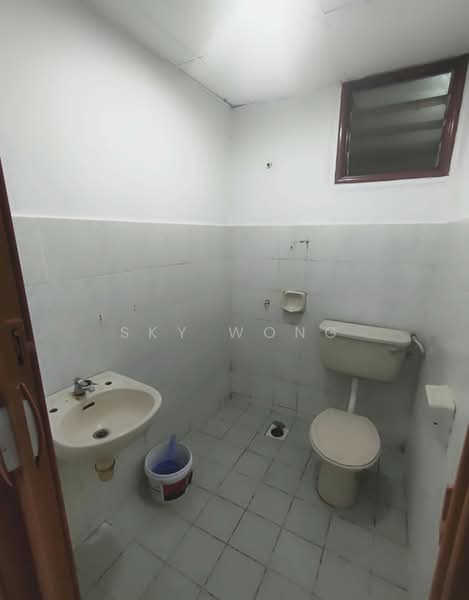 Condominium for Rent at Green Acre - Sky Wong - Bathroom - PropertyGuru.com.my
