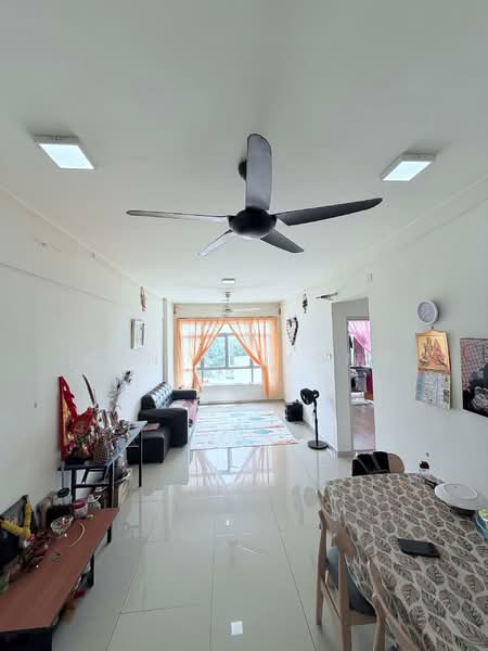 Midas @ Seri Alam untuk Untuk Dijual - RM 458,000, Mac 2026 - Living Room - PropertyGuru.com.my