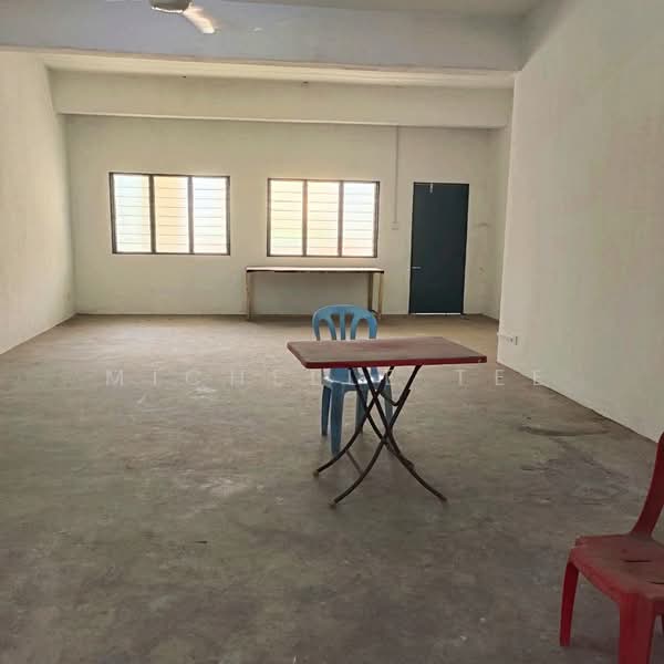 Shop / Office for Rent in Taman Perindustrian Pulau Indah (Klang) - Michelle Tee - Interior - PropertyGuru.com.my