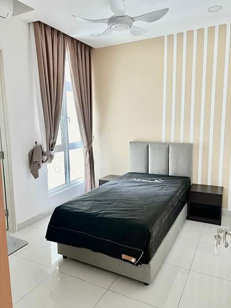 Ferringhi Residence 2 untuk Untuk Disewa - RM 3,300 /bulan, Mac 2026 - Bedroom - PropertyGuru.com.my