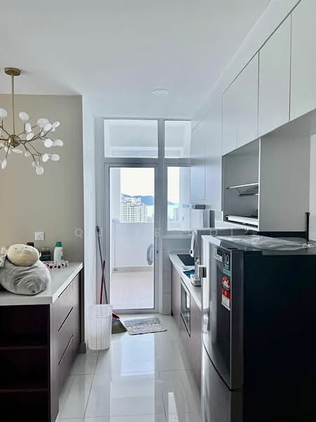 Ferringhi Residence 2 untuk Untuk Disewa - RM 3,300 /bulan, Mac 2026 - Kitchen - PropertyGuru.com.my