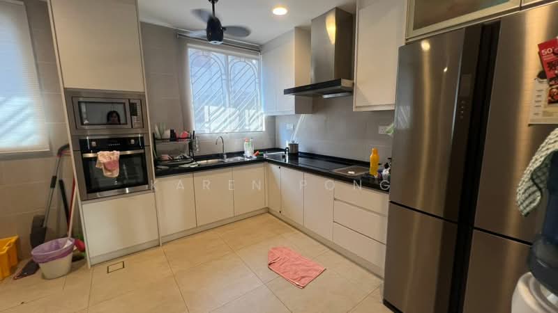 2-storey Terraced House for Sale in SS2 (Petaling Jaya) - Karen Pong - Kitchen - PropertyGuru.com.my