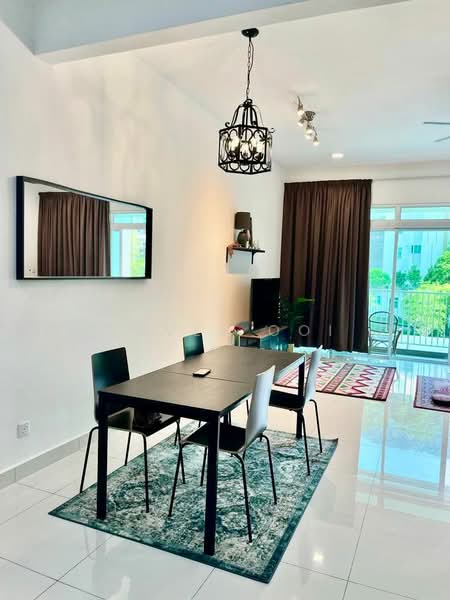 Ferringhi Residence 2 untuk Untuk Disewa - RM 2,600 /bulan, Mac 2026 - Dining Room - PropertyGuru.com.my