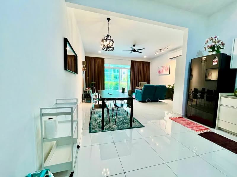 Ferringhi Residence 2 untuk Untuk Disewa - RM 2,600 /bulan, Mac 2026 - Living Room - PropertyGuru.com.my