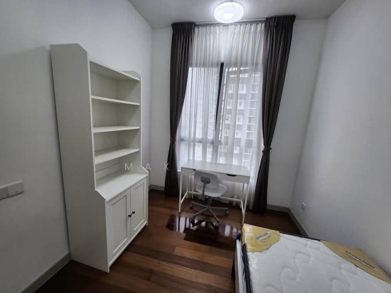 Kondominium untuk Disewa di Residensi Astrea - Max Siew - Bedroom - PropertyGuru.com.my