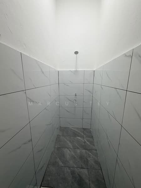 1-storey Terraced House for Sale in Taman Air Biru (Pasir Gudang) - Marcus Tey - Bathroom - PropertyGuru.com.my