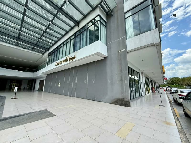 Ground Floor Corner Shop Kiara Plaza Semenyih untuk Untuk Disewa - RM 7,500 /bulan, Mac 2026 - Exterior - PropertyGuru.com.my