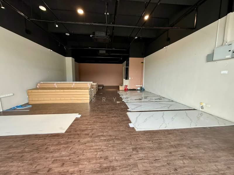 Ground Floor Corner Shop Kiara Plaza Semenyih untuk Untuk Disewa - RM 7,500 /bulan, Mac 2026 - Interior - PropertyGuru.com.my