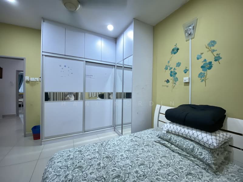 Rumah Teres 2 Tingkat untuk Dijual di Seksyen 15 (Bangi) - Hani Nordin - Bedroom - PropertyGuru.com.my