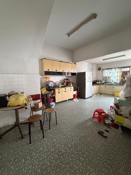 2-storey Terraced House for Sale in Taman Pelangi (Johor Bahru) - William Tay - Kitchen - PropertyGuru.com.my