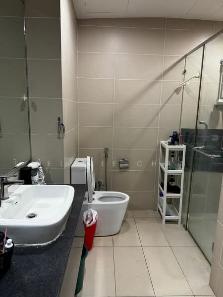 Service Residence for Rent at The Link 2 Residences - Melanie Chan - Bathroom - PropertyGuru.com.my