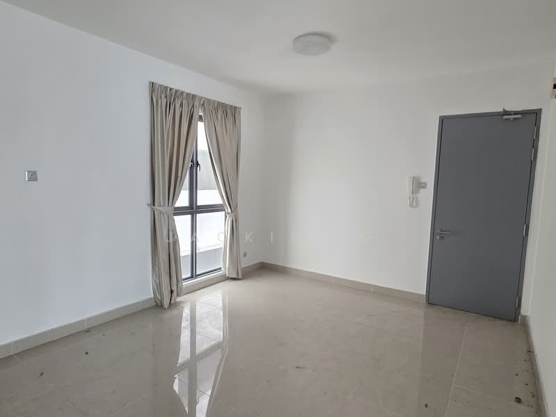 Service Residence for Sale at Amerin Residence - Jackie Ng - Dining Area - PropertyGuru.com.my