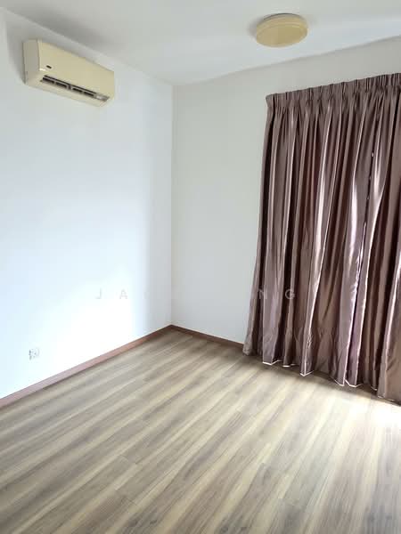 Service Residence for Sale at Amerin Residence - Jackie Ng - Bedroom-1 - PropertyGuru.com.my