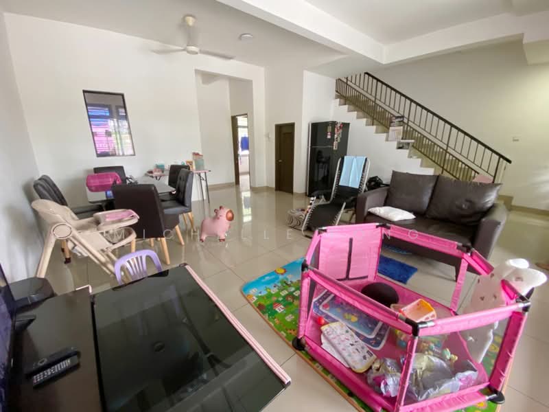 Taman Pelangi Indah @ Ulu Tiram untuk Untuk Dijual - RM 798,000, Feb 2026 - Living Room - PropertyGuru.com.my