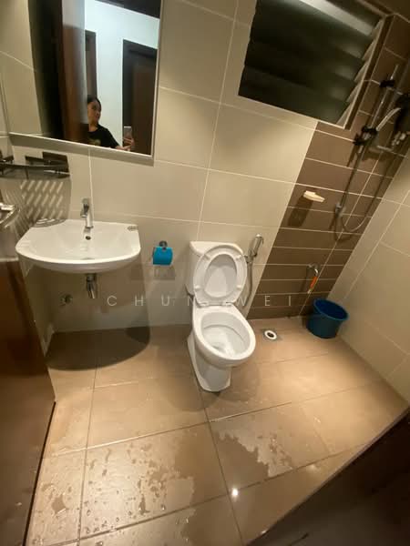 Condominium for Rent at Paraiso Residence @ The Earth - Chun Wei - Bathroom - PropertyGuru.com.my