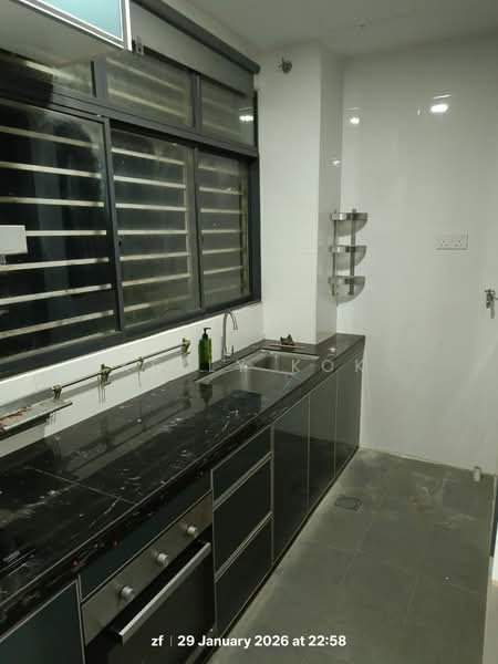 KL Traders Square untuk Untuk Disewa - RM 2,000 /bulan, Feb 2026 - Kitchen - PropertyGuru.com.my