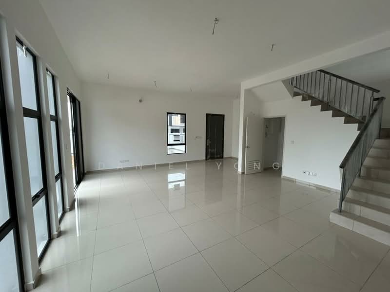 2-storey Terraced House for Sale in Taman Desa Tebrau (Tebrau) - Daniel Yong - Living Room - PropertyGuru.com.my