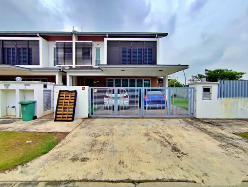 Terraced House for Sale in Shah Alam (Selangor) - Cannie Teh - Exterior - PropertyGuru.com.my