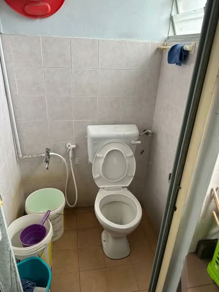 Flat for Sale at Desa Lembah Permai - PeiGee . - Bathroom - PropertyGuru.com.my