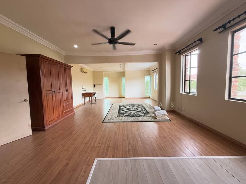 2-storey Terraced House for Sale in Bandar Nusaputra (Puchong) - Izzah Alias - PropertyGuru.com.my