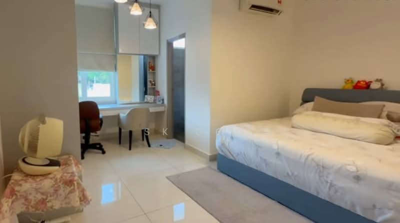 Semi-Detached House for Sale in Taman Mutiara Rini (Skudai) - SK GOO - Bedroom - PropertyGuru.com.my