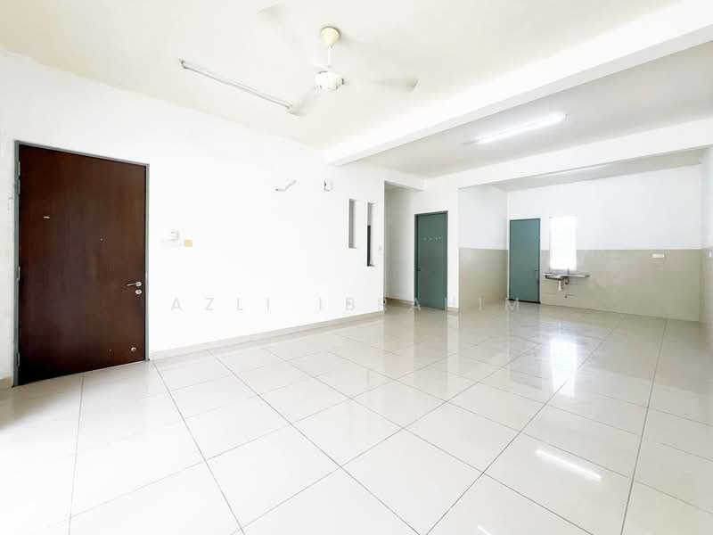 2-storey Terraced House for Sale in Kampung Paya Jaras Tengah (Sungai Buloh) - Azli Ibrahim - Interior - PropertyGuru.com.my