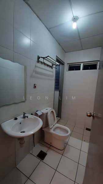 Condominium for Sale at The Wharf Residence - Leon Lim - Bathroom - PropertyGuru.com.my